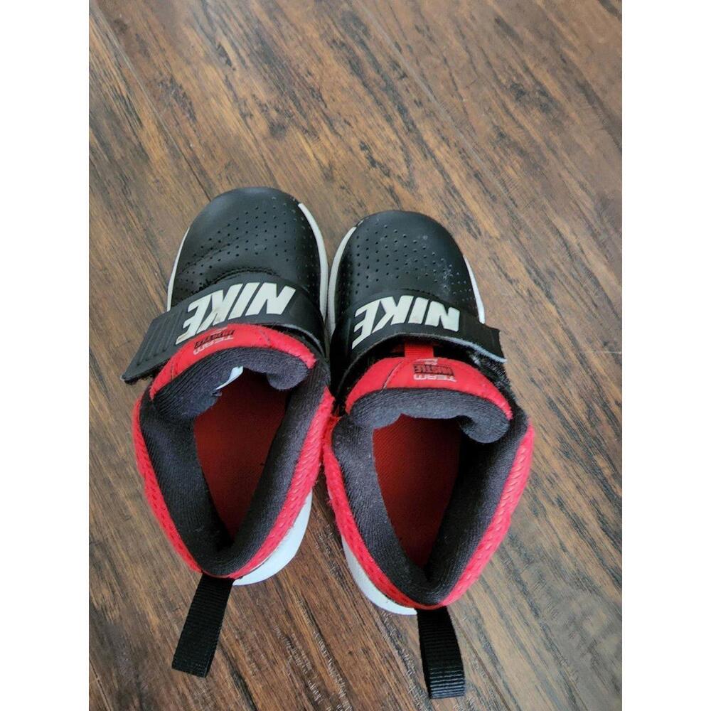 Nike - Picture 5 of 6